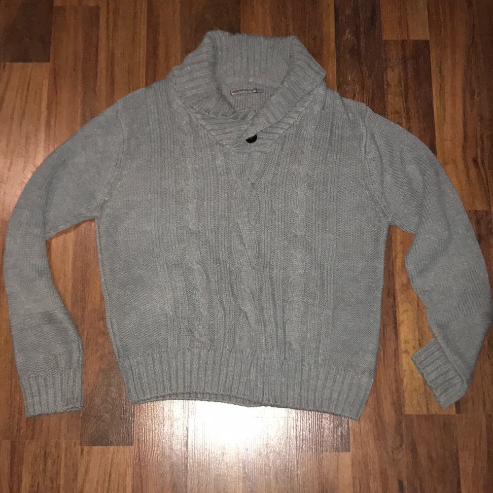 Gray sweater
